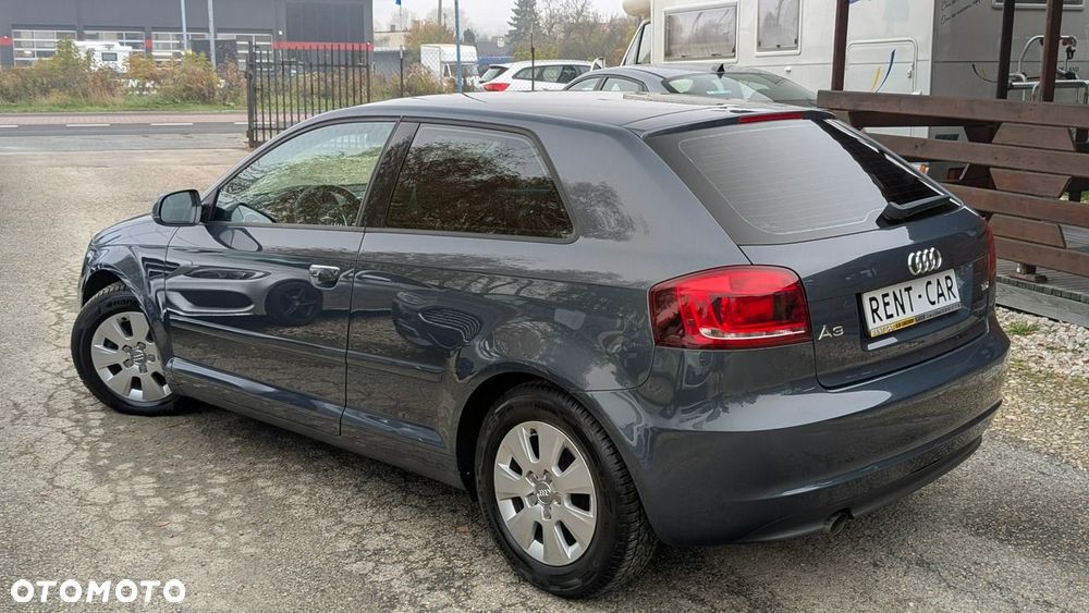 Audi A3 3-drzwiowe 1.6 TDI Ambiente - 9