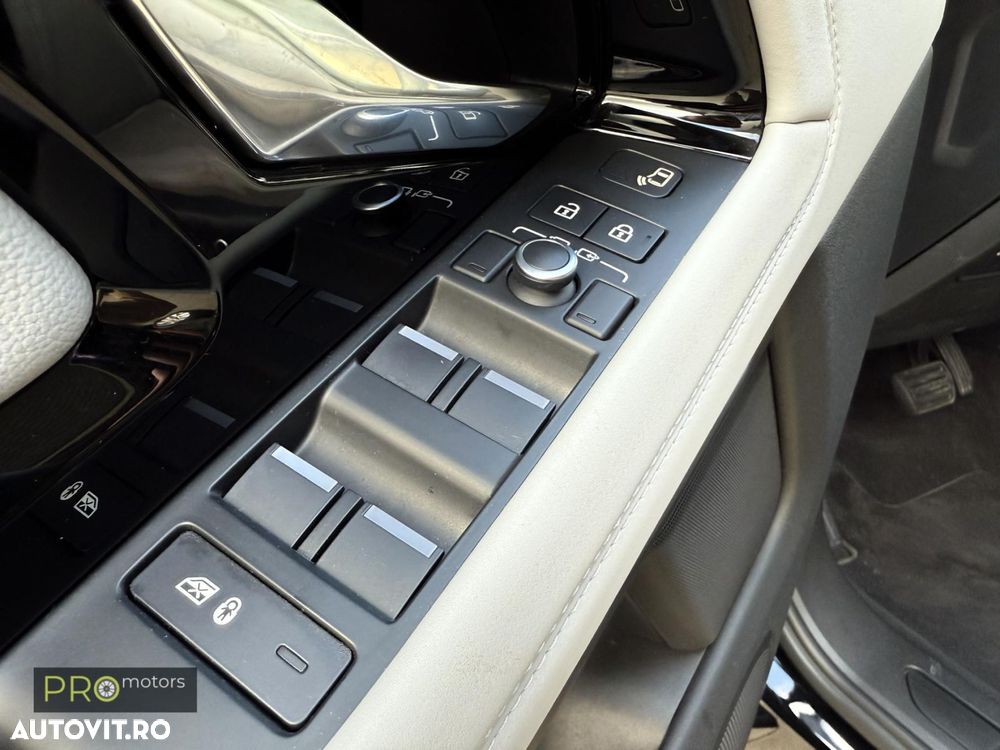 Land Rover Range Rover Evoque - 18