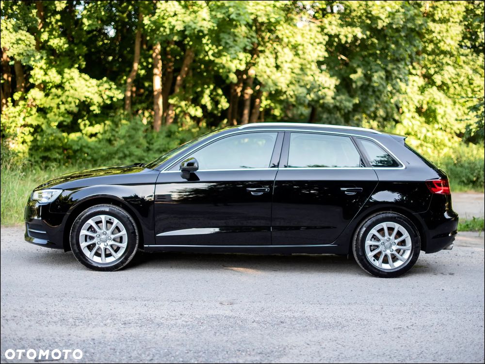 Audi A3 Sportback - 3