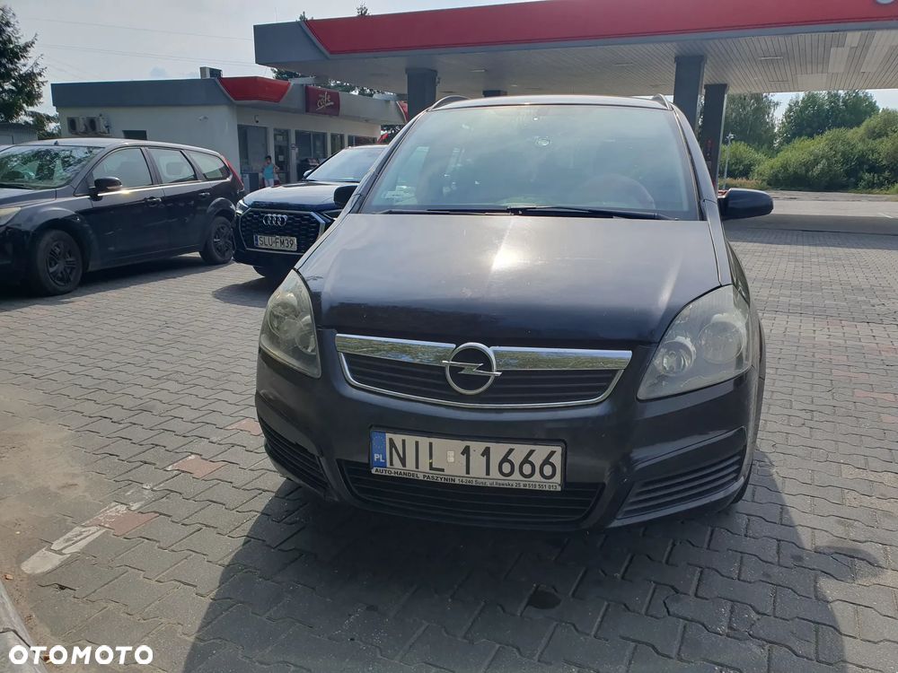 Opel Zafira - 10