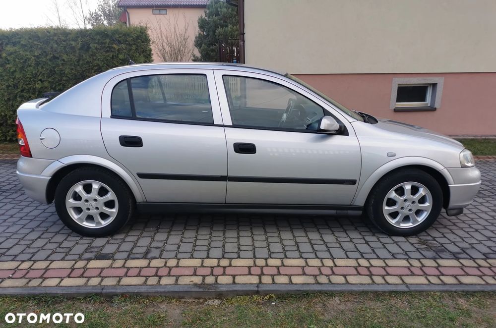 Opel Astra - 6