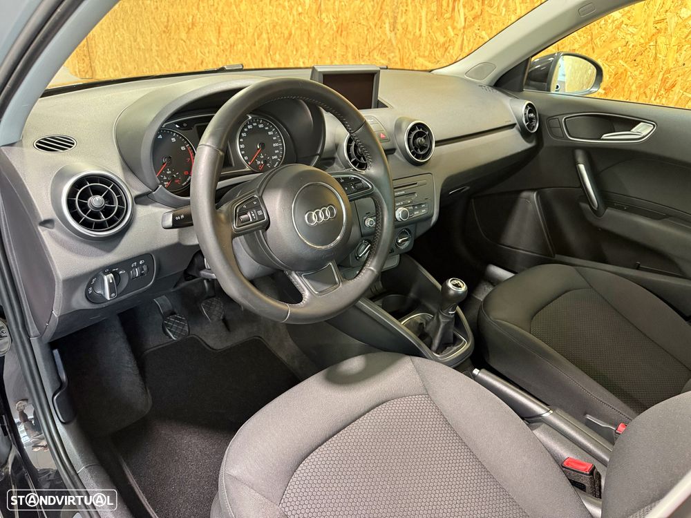 Audi A1 1.2 TFSI Attraction - 19