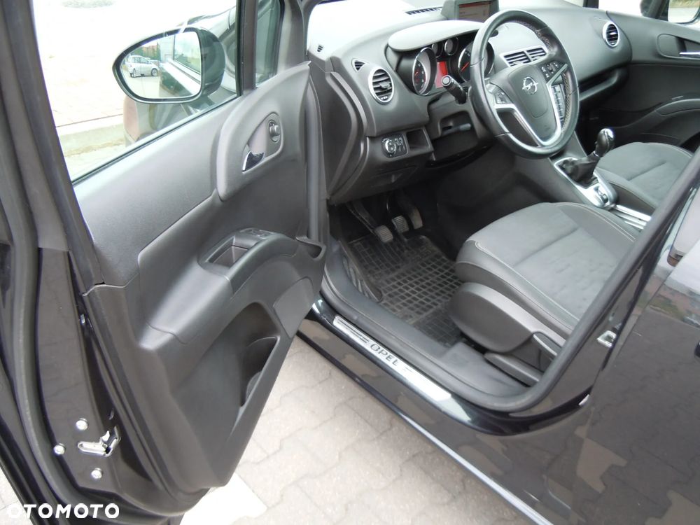 Opel Meriva - 8