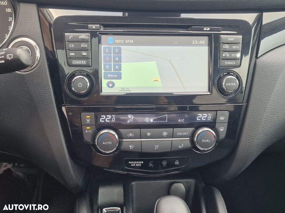 Nissan Qashqai 1.6 DCI Xtronic TEKNA - 26