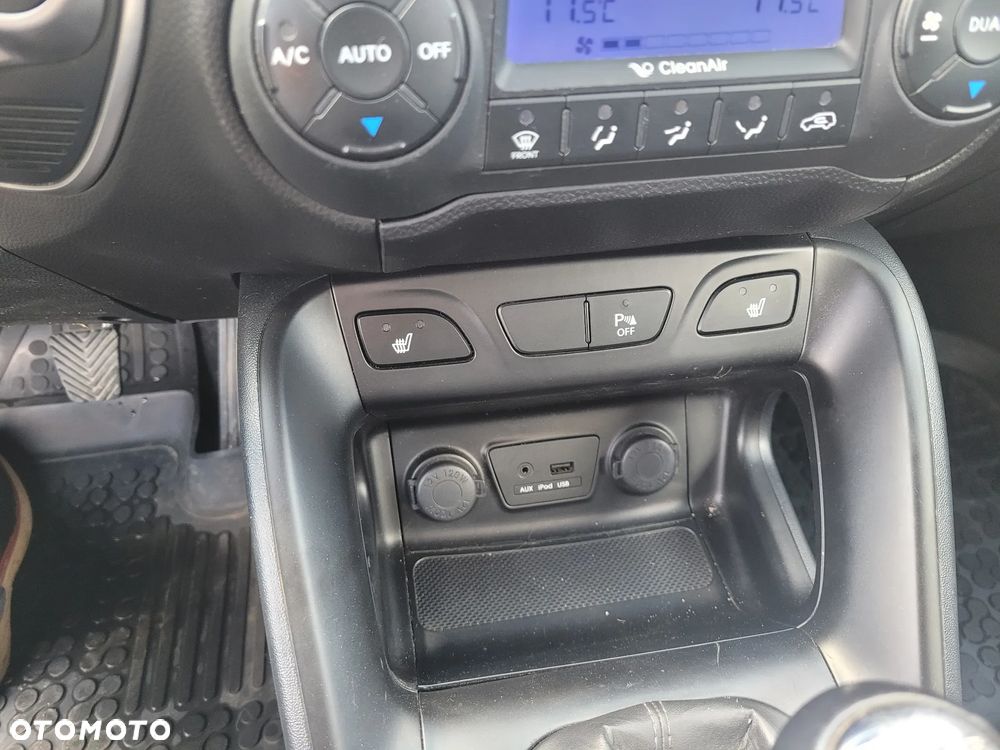 Hyundai ix35 - 12