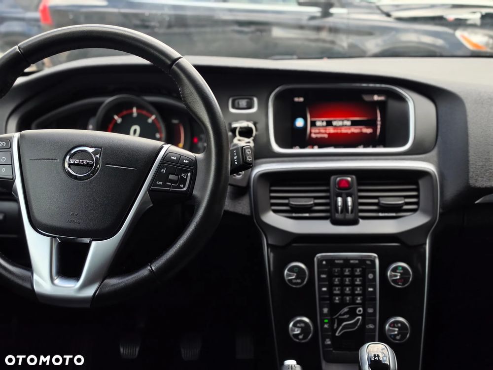 Volvo V40 - 33