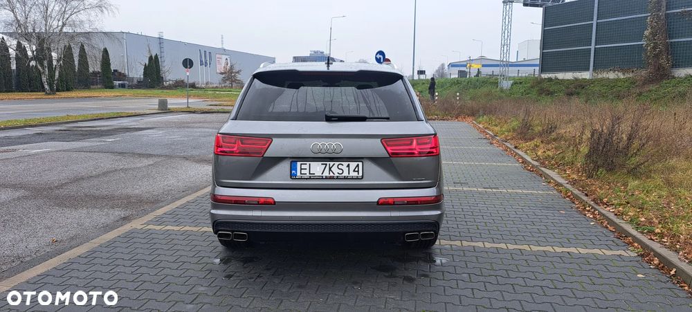 Audi Q7 - 5