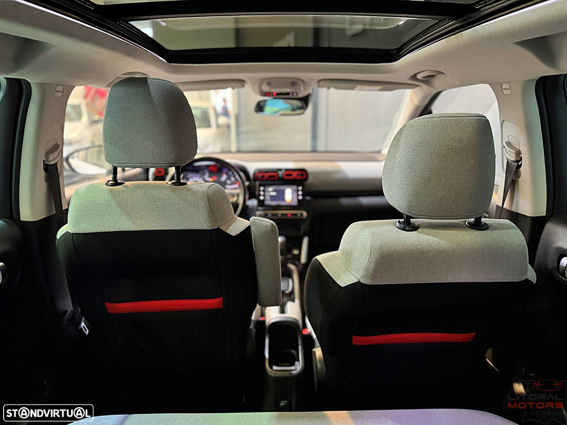 Citroën C3 Aircross 1.2 PureTech Shine - 36