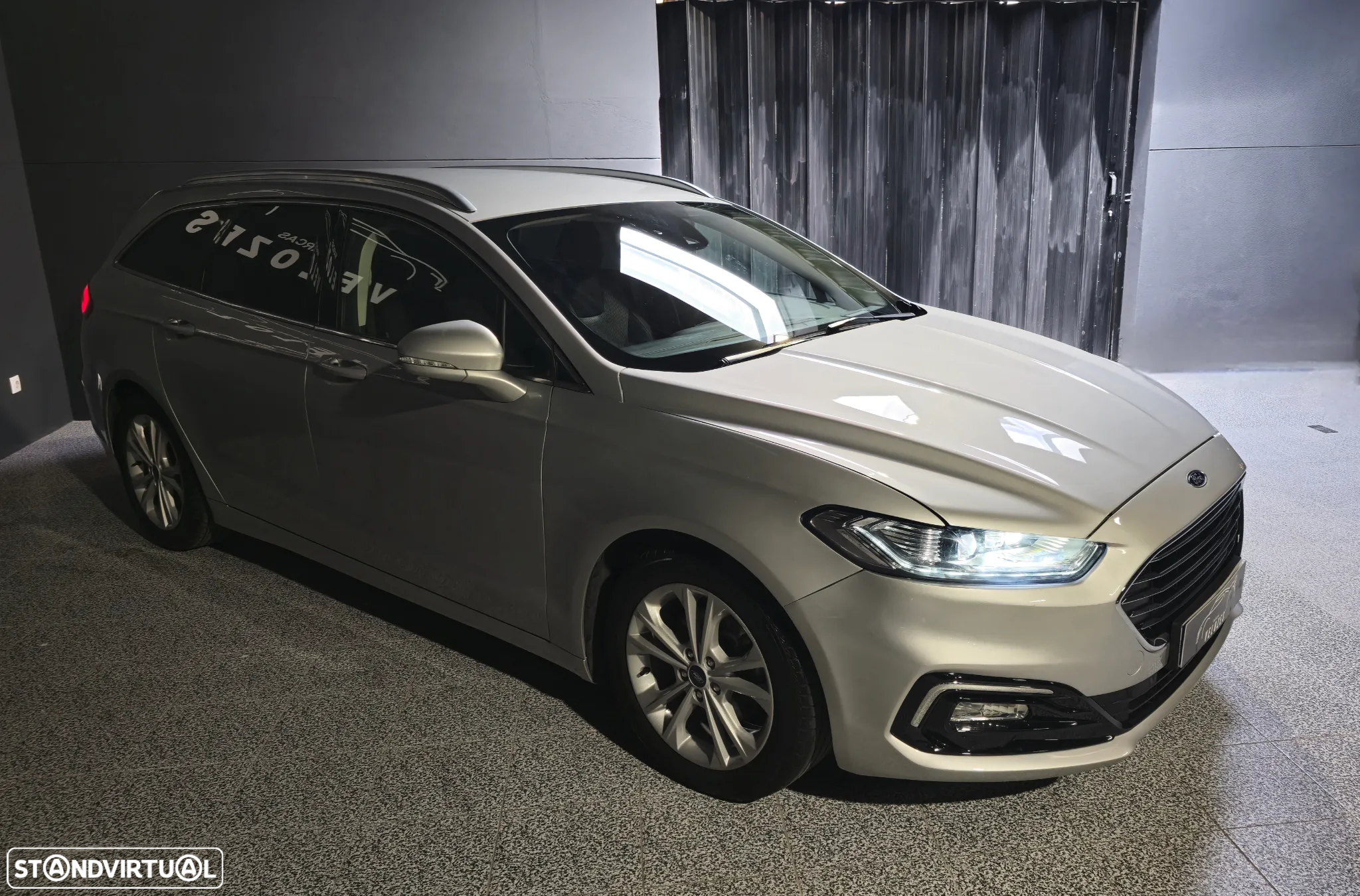 Ford Mondeo SW 2.0 HEV Titanium - 12
