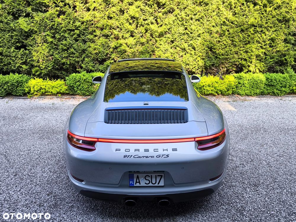 Porsche 911 Carrera GTS PDK - 4