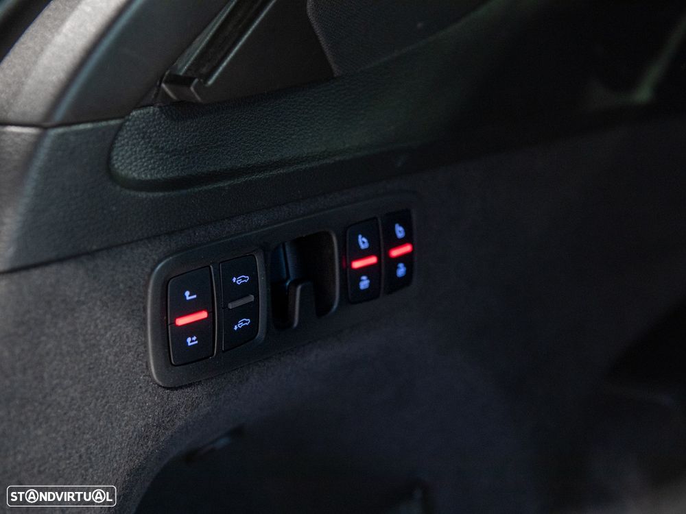 Audi SQ7 4.0 TDI quattro tiptronic - 25