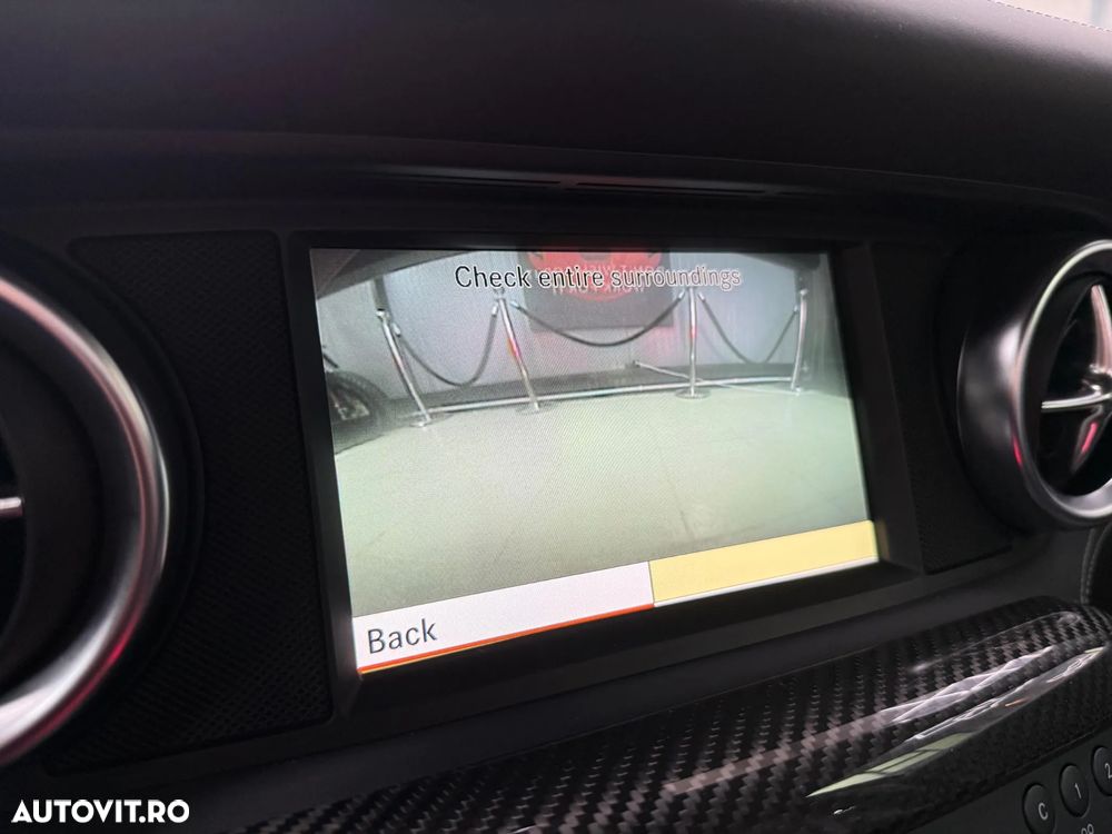 Mercedes-Benz SLS SPEEDSHIFT DCT - 16
