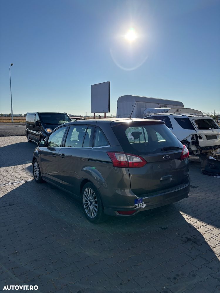 Dezmembram Ford Grand C-Max 1.6 diesel din 2012 - 4