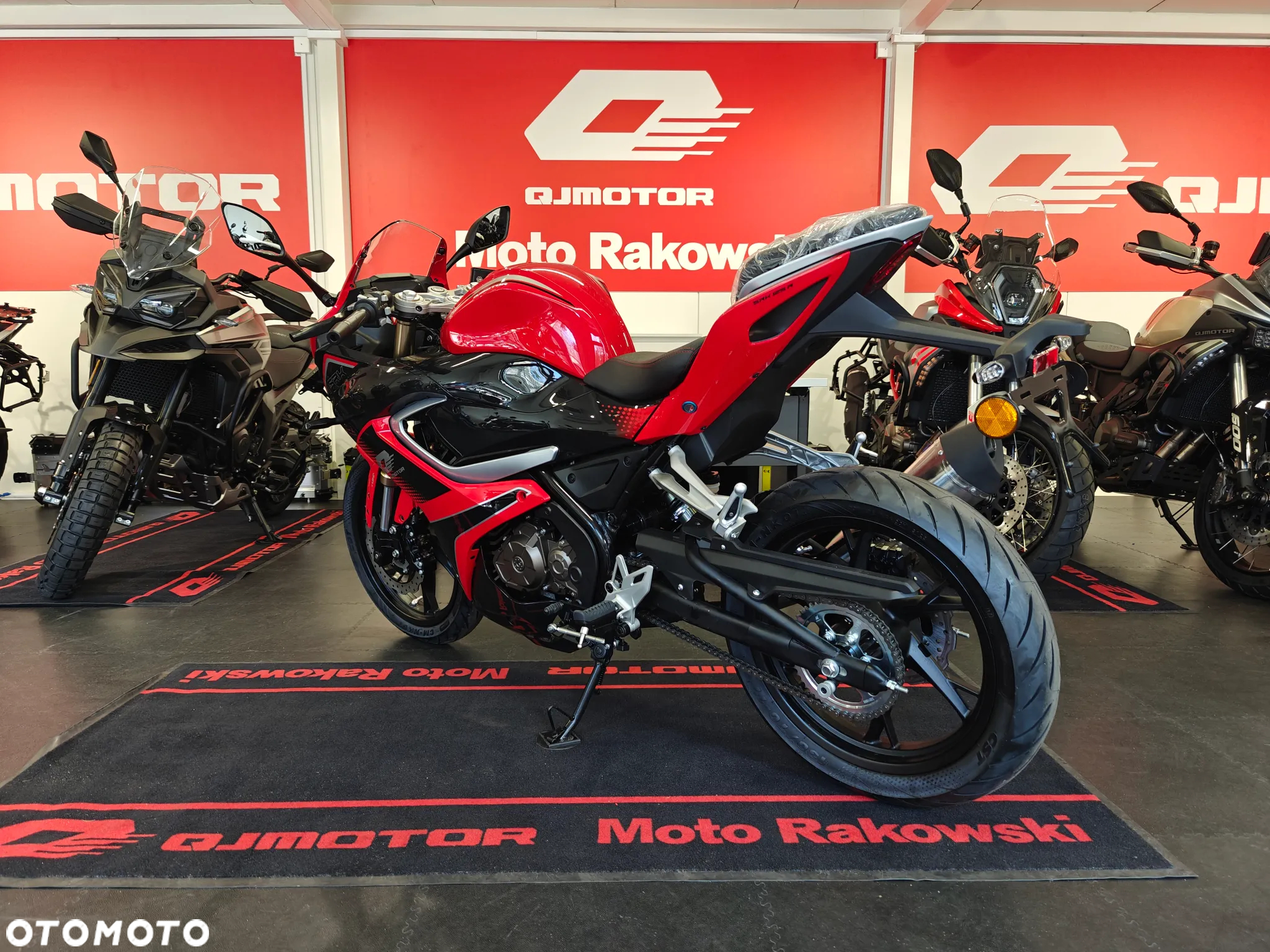 QJMOTOR SRK 125R - 7