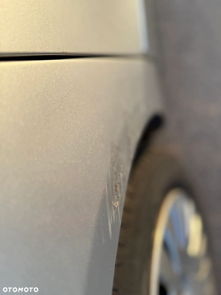 Volkswagen Passat 2.0 TDI Comfortline - 19