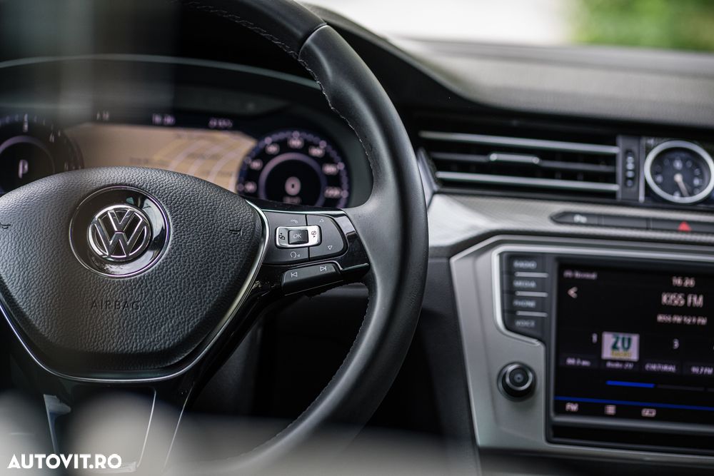 Volkswagen Passat Alltrack 2.0 TDI DSG 4Motion - 13