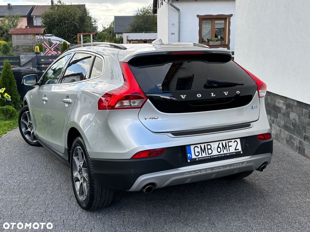 Volvo V40 - 22