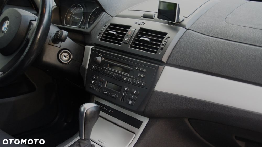 BMW X3 2.5si - 8