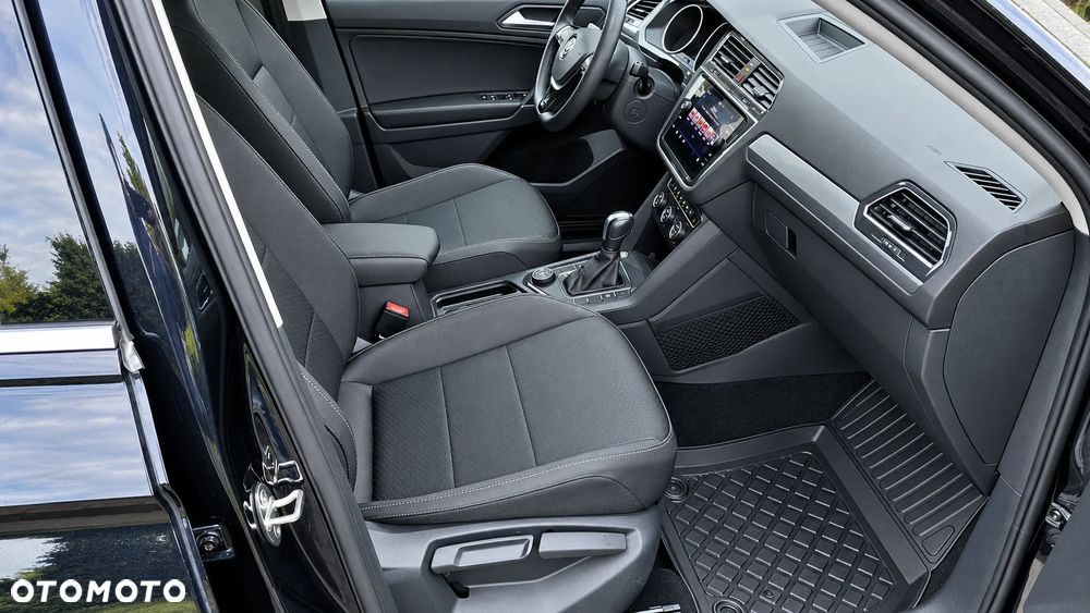 Volkswagen Tiguan - 5