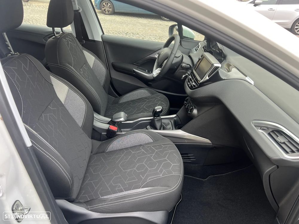 Peugeot 2008 1.2 VTi Active - 18