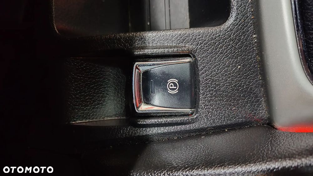 Nissan Qashqai 1.6 DIG-T N-Connecta - 19