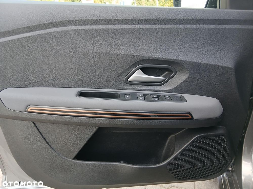 Dacia Jogger 1.0 TCe Extreme+ 7os - 10