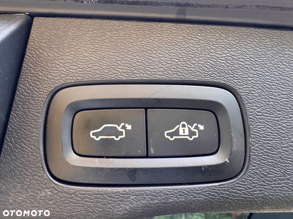 Volvo XC 60 D5 AWD Inscription - 20