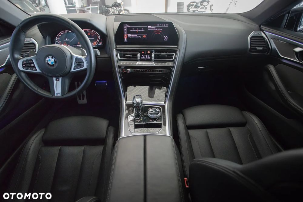 BMW Seria 8 M850i xDrive - 10