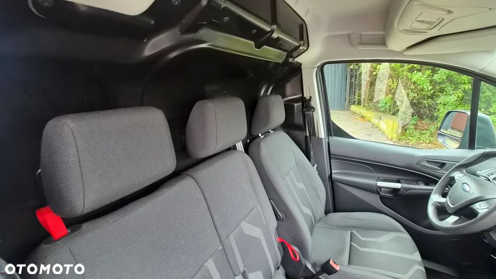 Ford Transit Connect - 15