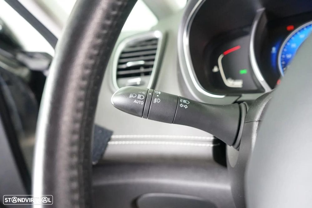 Renault Grand Scénic ENERGY TCe 130 INTENS - 24