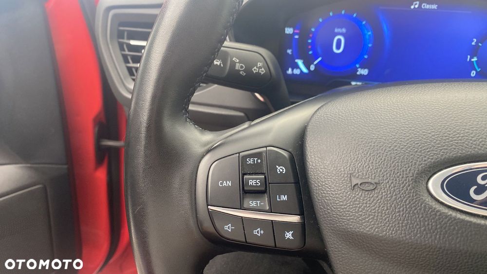 Ford Focus 1.0 EcoBoost mHEV Titanium X - 21