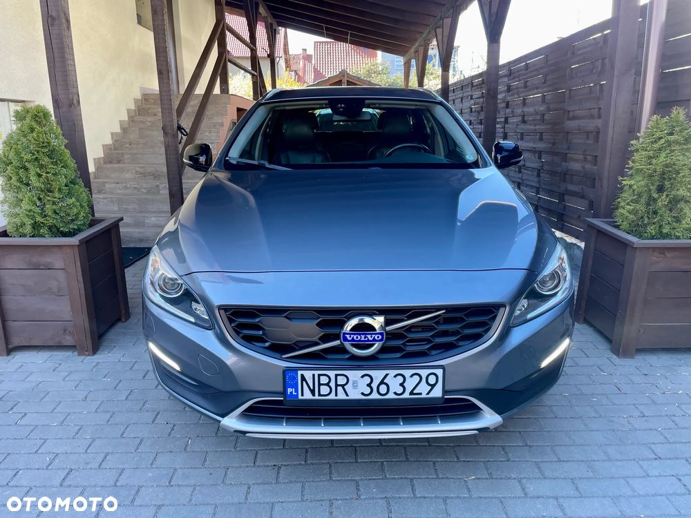 Volvo V60 Cross Country D3 Geartronic Momentum - 25