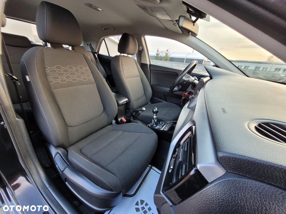 Kia Rio 1.2 XL Business Line - 18