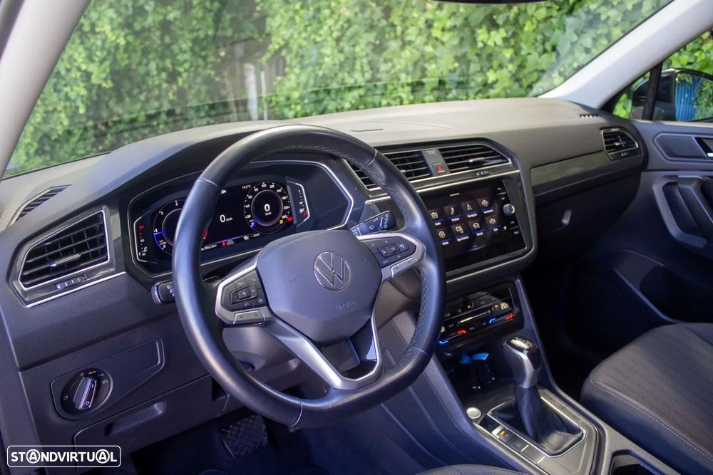 VW Tiguan Allspace 2.0 TDI Life DSG - 12