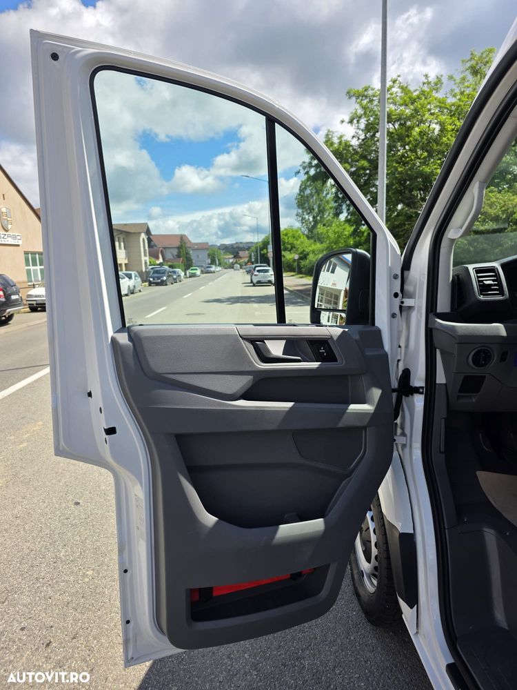 Volkswagen Crafter - 12