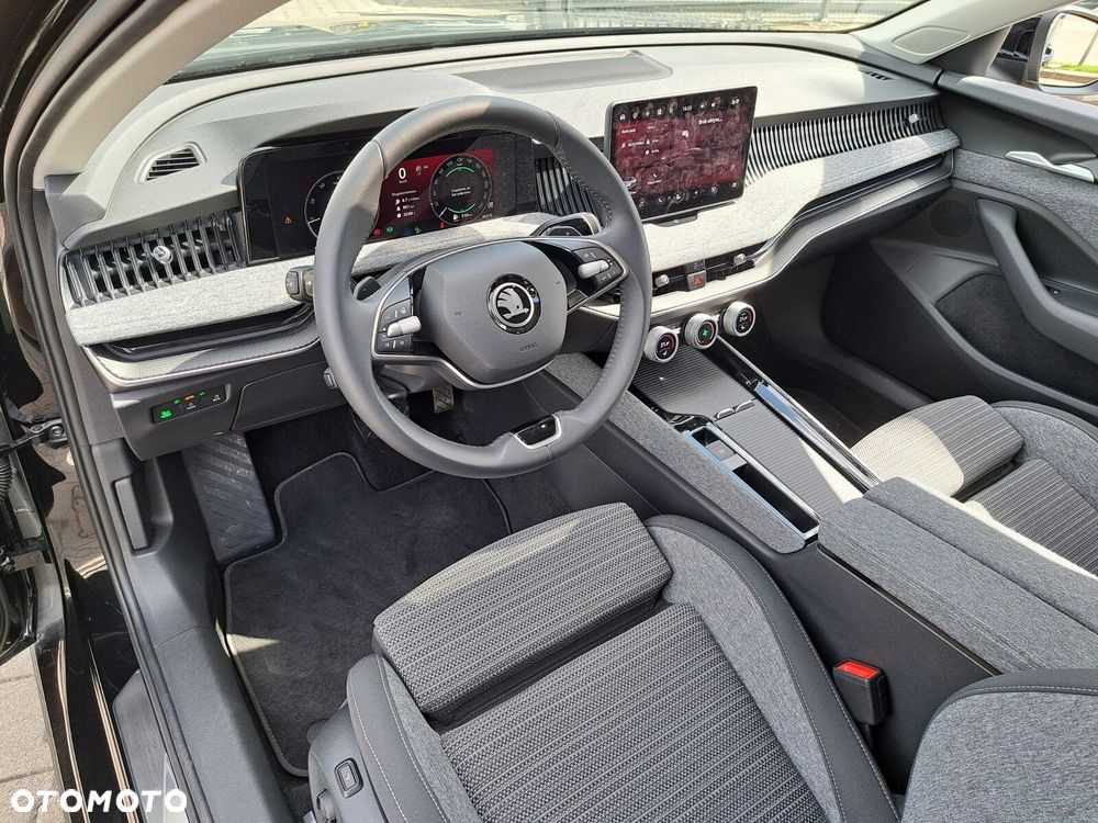 Skoda Superb 1.5 TSI mHEV Selection DSG - 13
