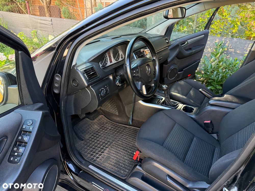Mercedes-Benz Klasa B 180 CDI - 8