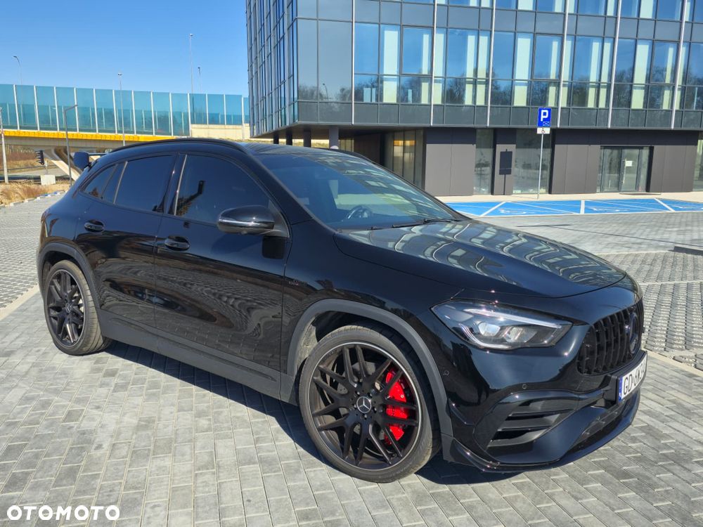 Mercedes-Benz GLA - 3