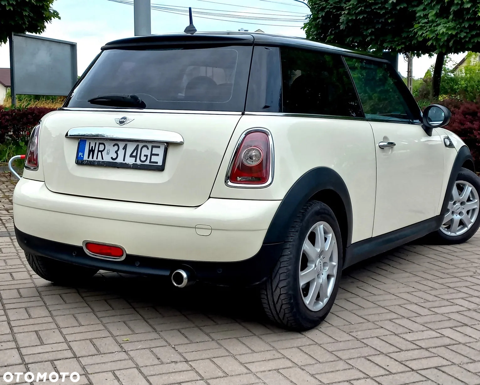 MINI ONE - 8