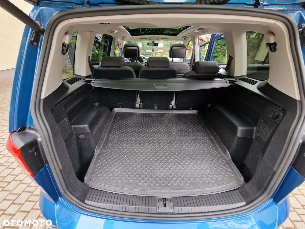 Volkswagen Touran 1.4 TSI BMT Highline DSG - 22