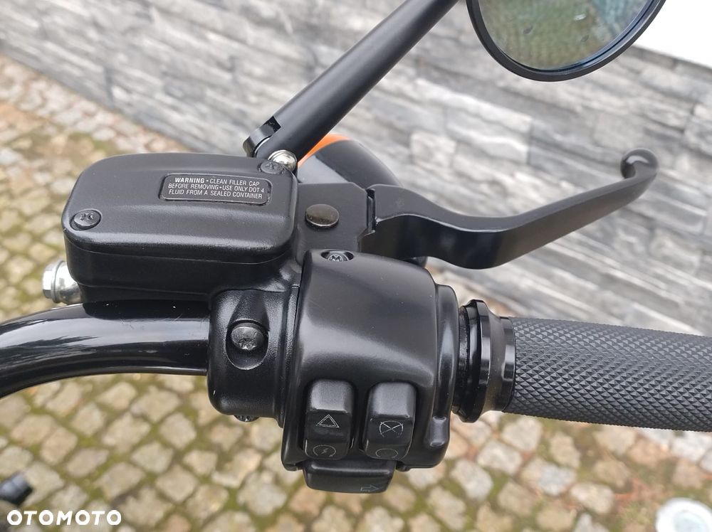 Harley-Davidson Softail Slim - 36