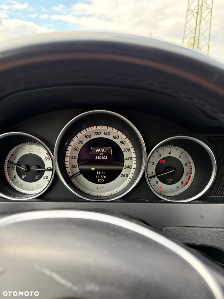 Mercedes-Benz Klasa C 180 (BlueEFFICIENCY) Avantgarde - 21