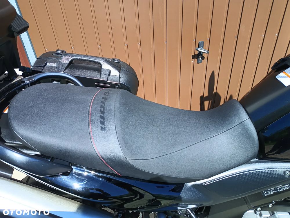 Suzuki V-STROM - 13