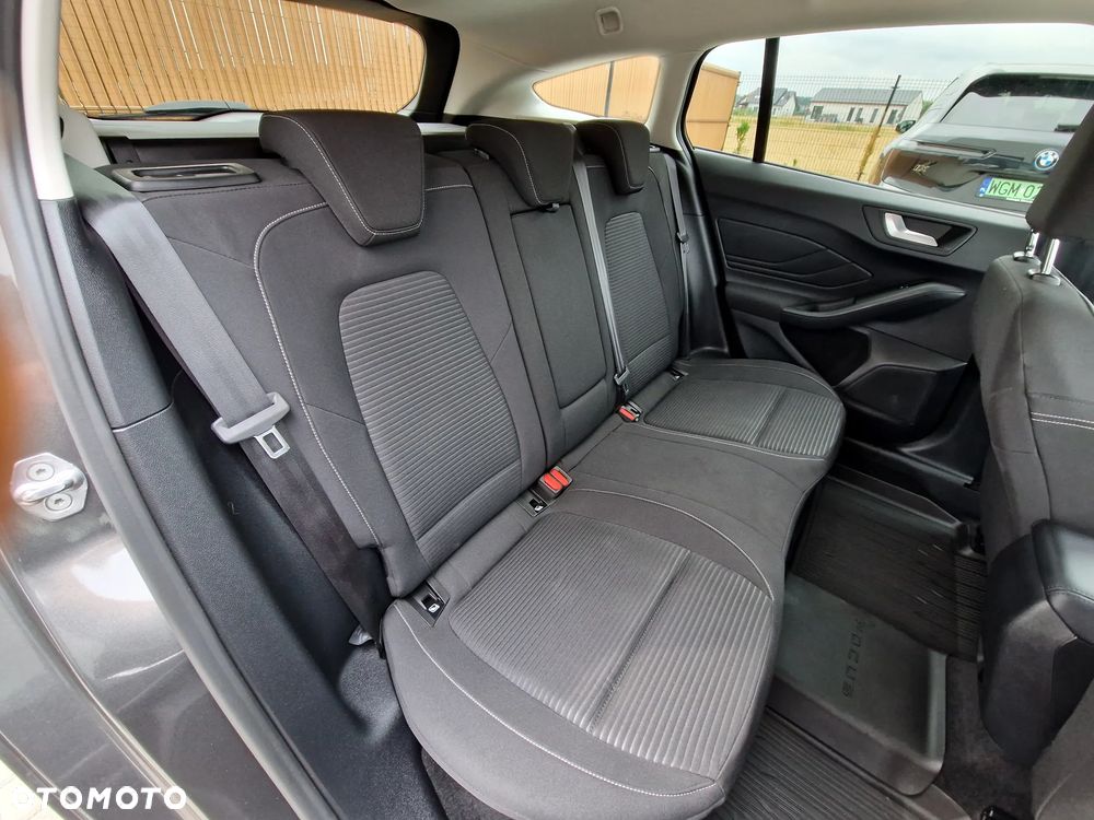 Ford Focus 1.0 EcoBoost Titanium - 8