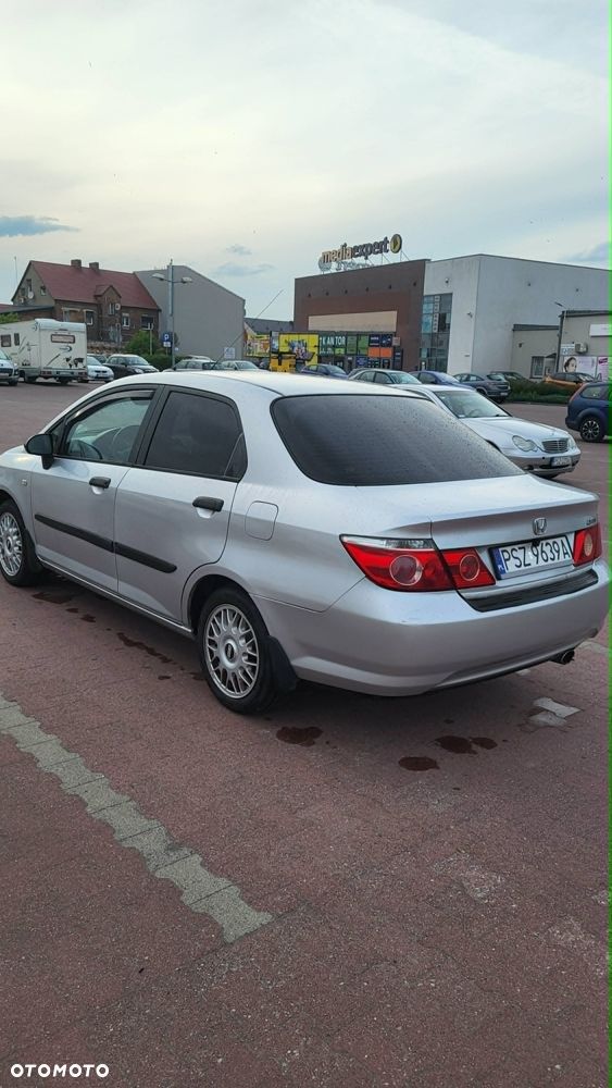 Honda City 1.4 Comfort - 6