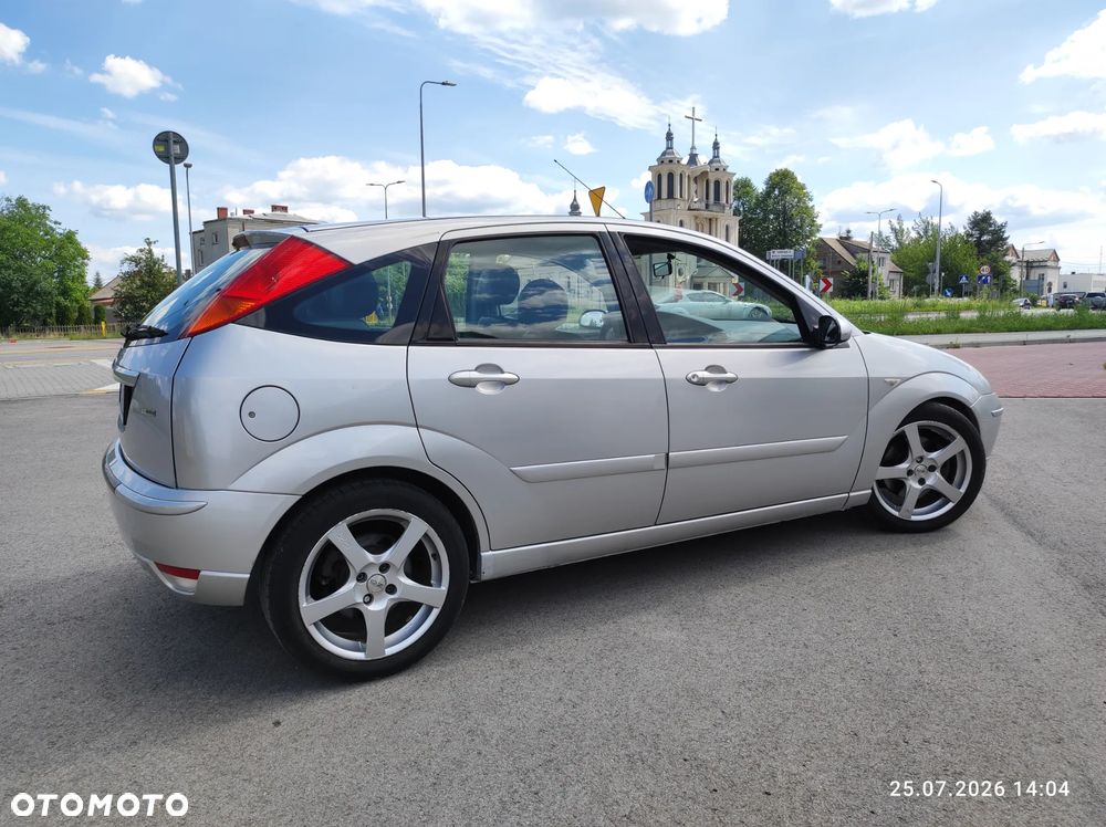 Ford Focus - 24