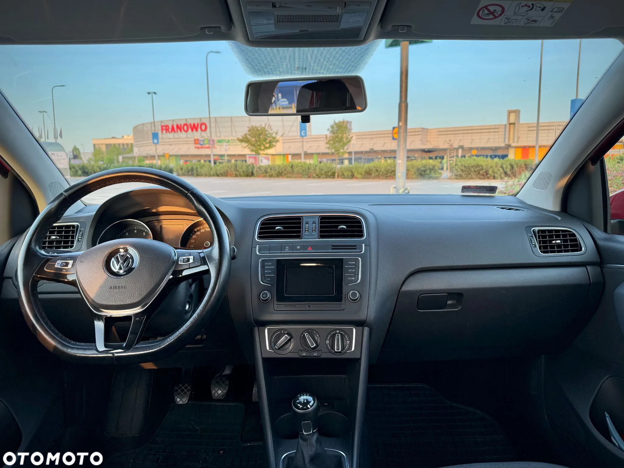 Volkswagen Polo 1.2 TSI BMT Comfortline - 16