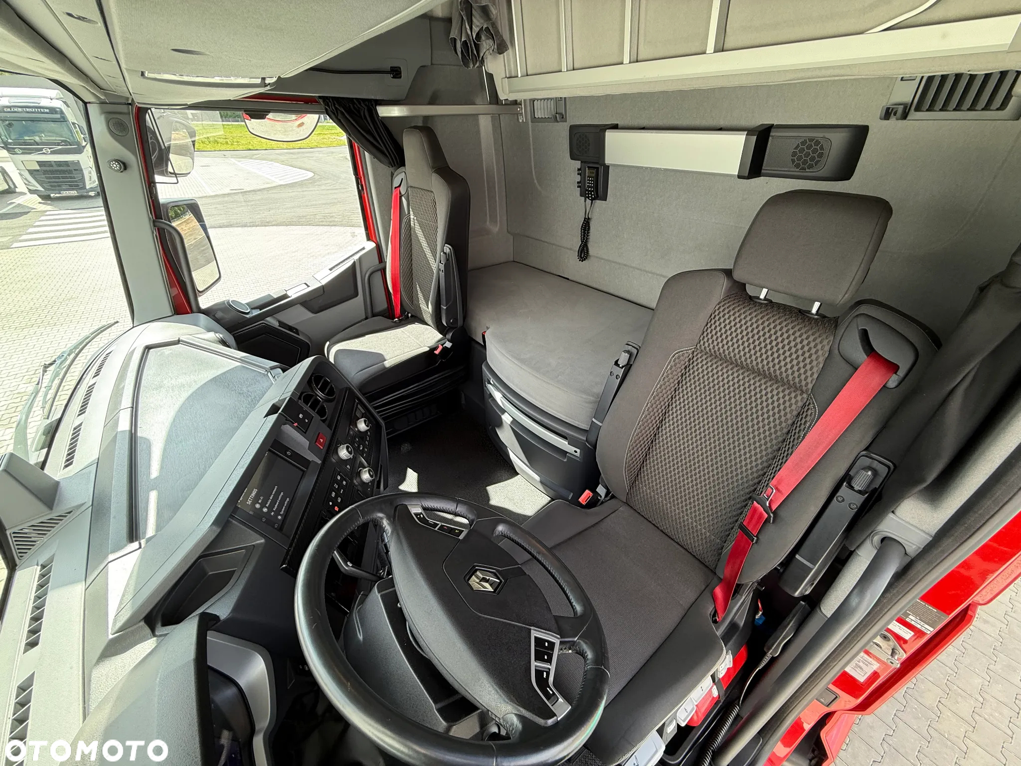 Renault T520 HighCab / Standard / Klima / Lodówka - 9