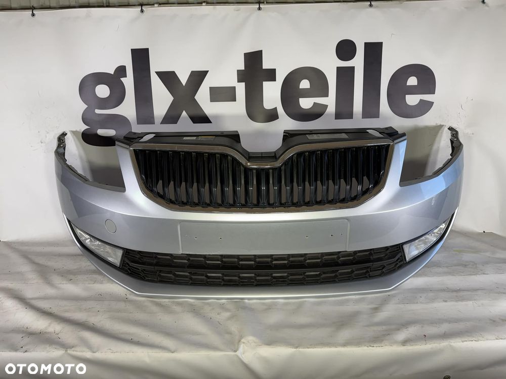 Skoda Octavia III Zderzak Przód Przedni Zwykły LA7W 12-16 5E0807221 - 1