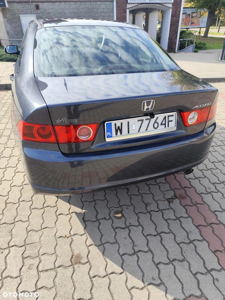 Honda Accord 2.0 Comfort - 13